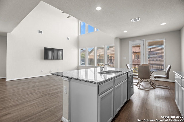 Image 15 of 41 For 12835 Tibetta