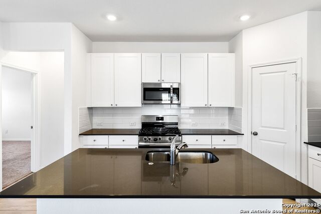 Listing photo id 7 for 31920 Native Sun