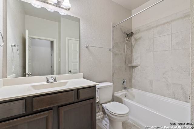 Listing photo id 8 for 13031 Maridell Park