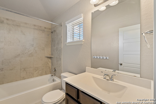 Listing photo id 23 for 13031 Maridell Park