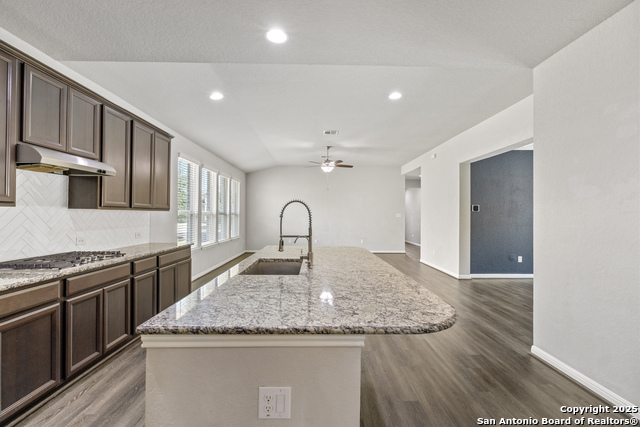 Listing photo id 1 for 13031 Maridell Park