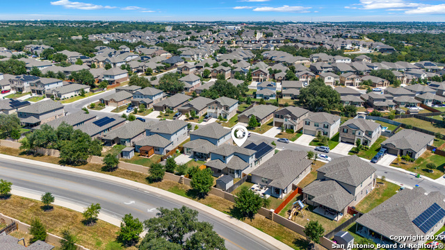 Listing photo id 28 for 13031 Maridell Park