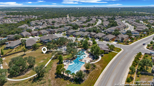 Listing photo id 30 for 13031 Maridell Park