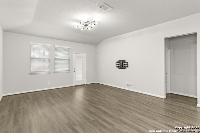 Image 7 of 30 For 13110 Maridell Park