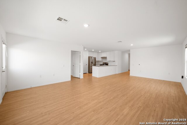 Image 15 of 30 For 615 Bean Bnd