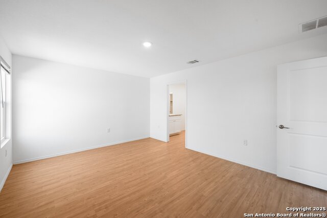 Image 17 of 30 For 615 Bean Bnd