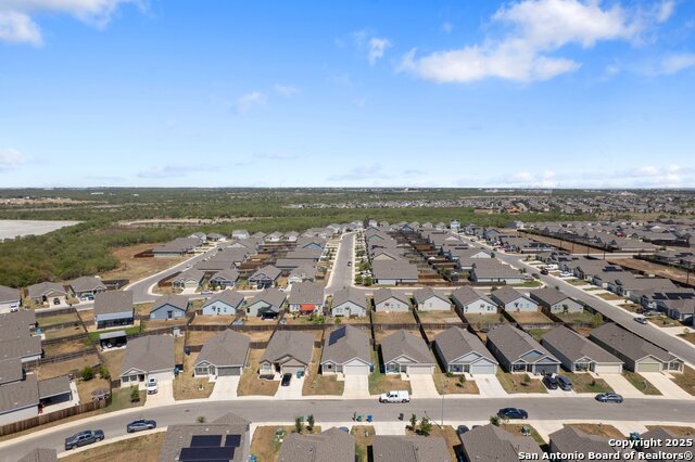 Image 7 of 30 For 615 Bean Bnd