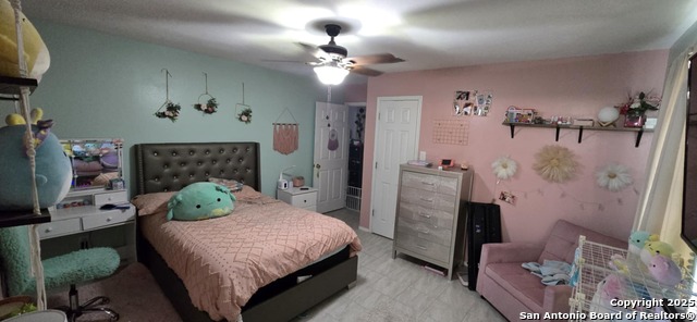 Listing photo id 10 for 116 Evlyn W