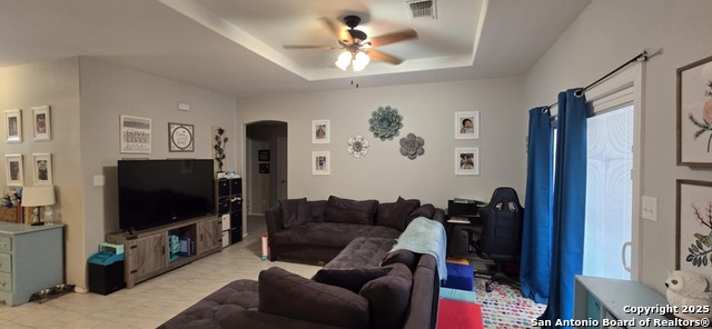 Listing photo id 3 for 116 Evlyn W