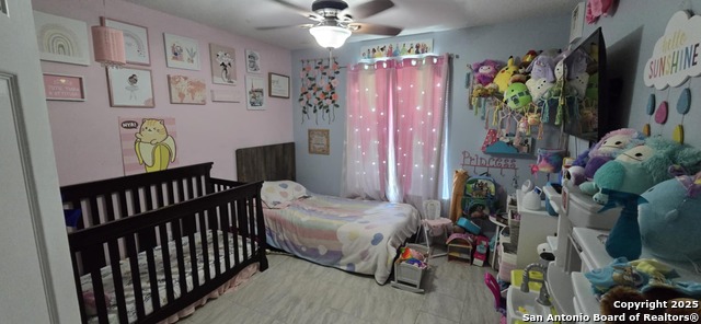 Listing photo id 7 for 116 Evlyn W