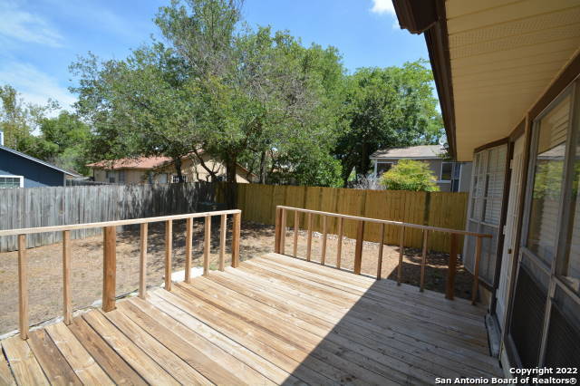 Image 12 of 13 For 9231 Ridge Town