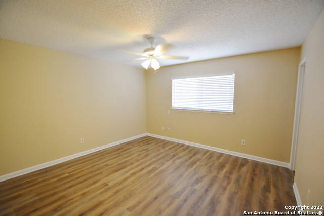 Image 8 of 13 For 9231 Ridge Town