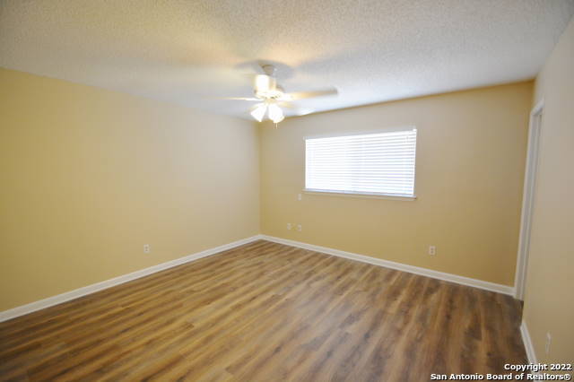 Image 9 of 13 For 9231 Ridge Town