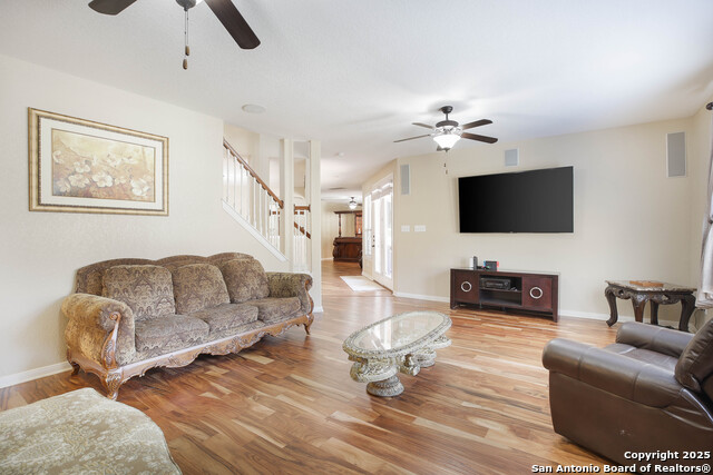 Listing photo id 11 for 19219 Deep Bay