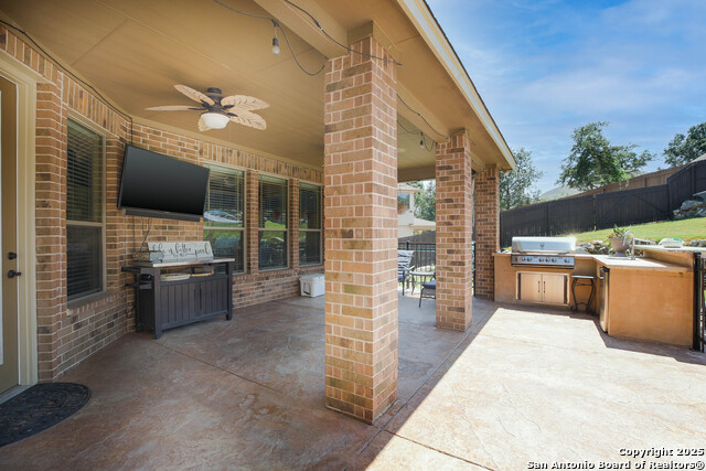 Listing photo id 24 for 19219 Deep Bay