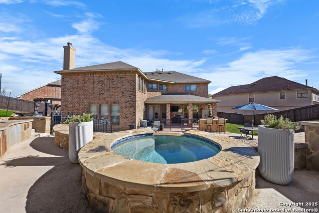 Listing photo id 32 for 19219 Deep Bay