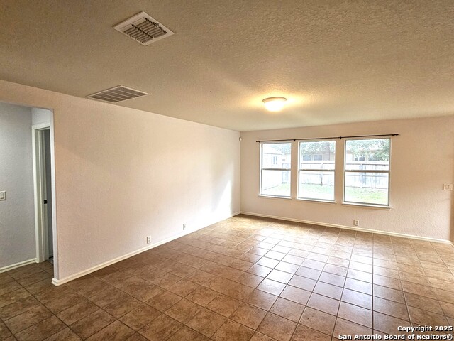 Image 16 of 29 For 1308 Red Barn Run