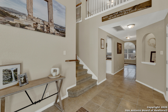 Image 11 of 41 For 716 Hollow Ridge