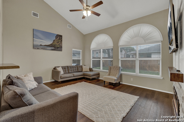 Image 12 of 41 For 716 Hollow Ridge