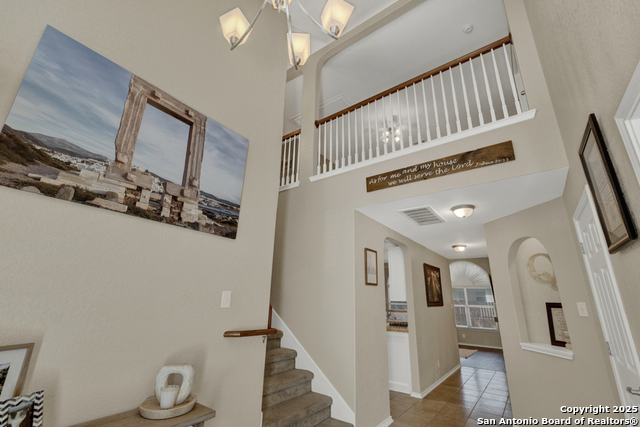 Image 14 of 41 For 716 Hollow Ridge