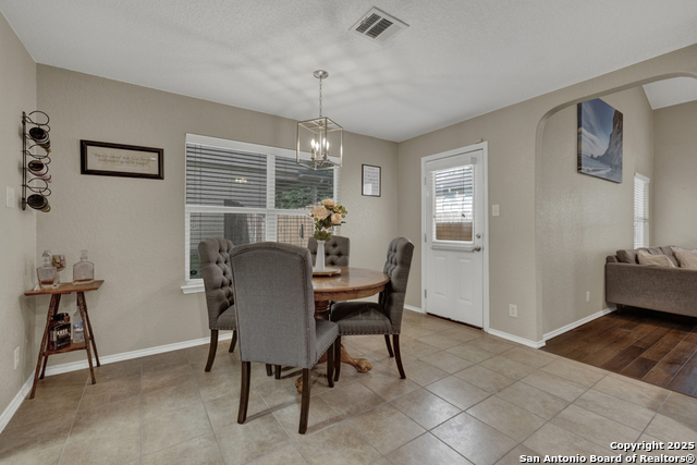 Image 20 of 41 For 716 Hollow Ridge