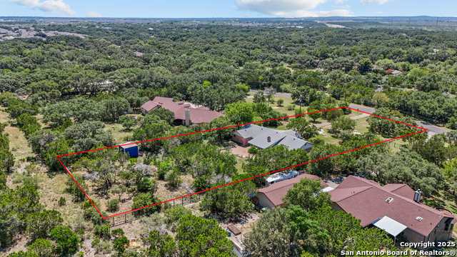 Listing photo id 29 for 10001 Big Geronimo St