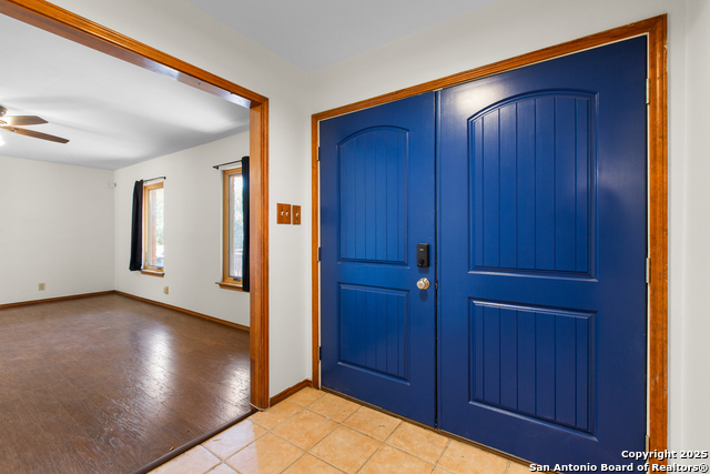 Listing photo id 4 for 10001 Big Geronimo St