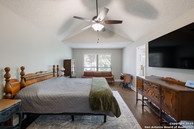 Image 15 of 26 For 12518 Chateau Forest