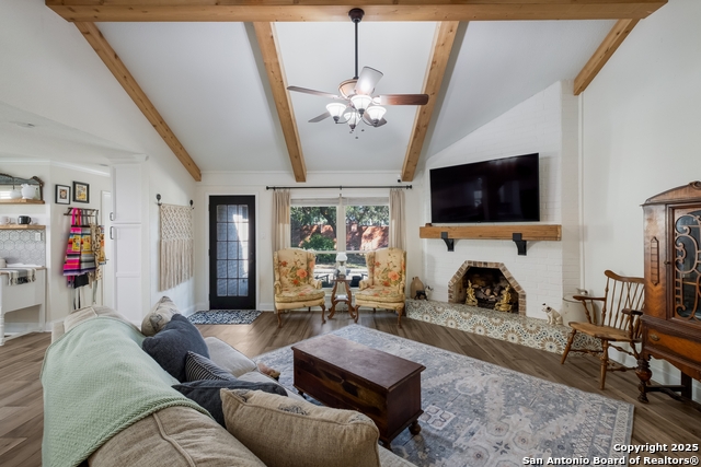 Image 6 of 26 For 12518 Chateau Forest