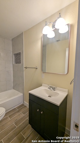 Image 12 of 41 For 622 Fenfield Ave.