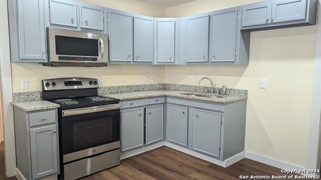 Image 8 of 41 For 622 Fenfield Ave.