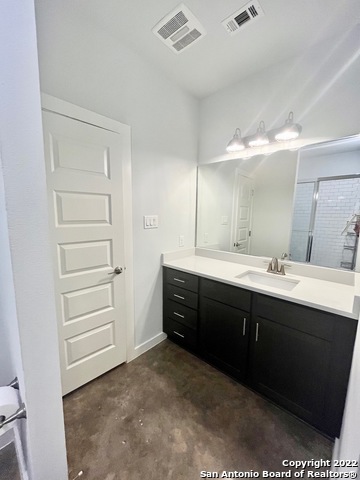 Image 15 of 23 For 1130 Olive St N