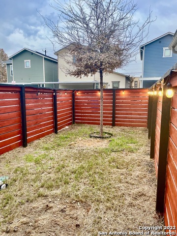 Image 23 of 23 For 1130 Olive St N