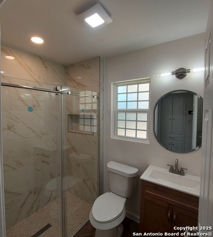 Image 13 of 13 For 474 Linda  