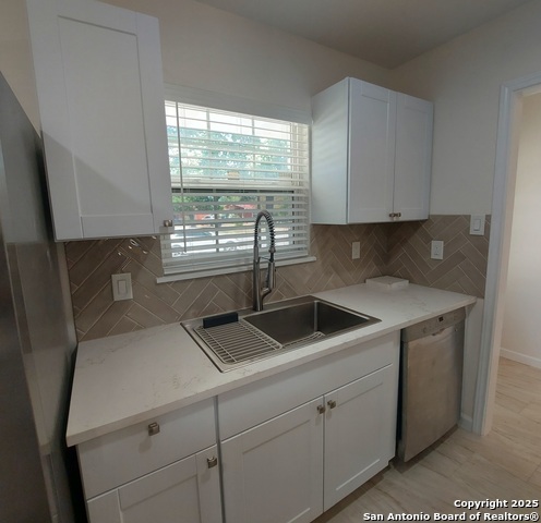 Image 5 of 13 For 474 Linda  