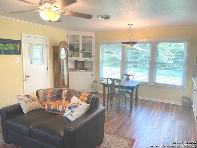 Image 17 of 39 For 1202 27th Street