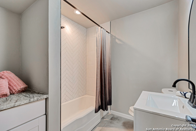 Listing photo id 13 for 227 Burwood  