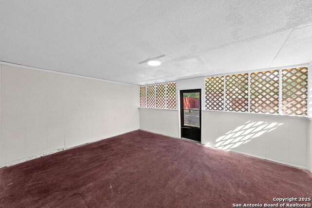 Image 39 of 52 For 6011 Lark Valley