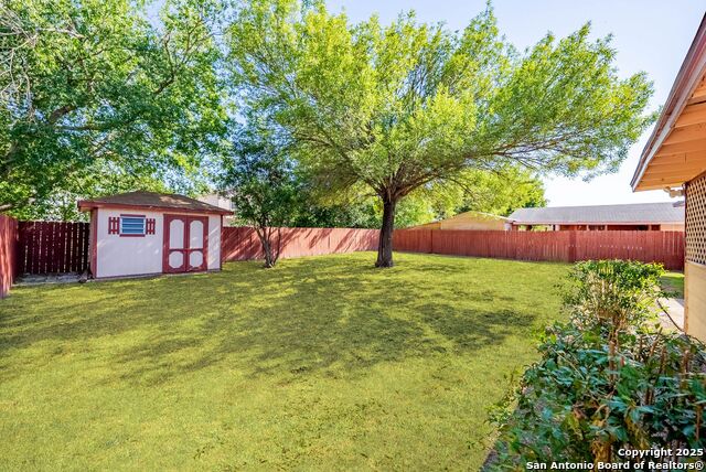 Image 42 of 52 For 6011 Lark Valley