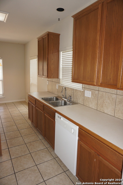 Image 21 of 48 For 8731 Laurel Canyon