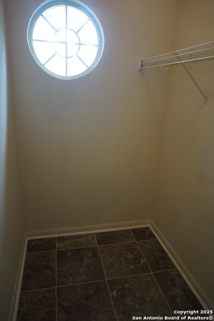 Image 34 of 48 For 8731 Laurel Canyon