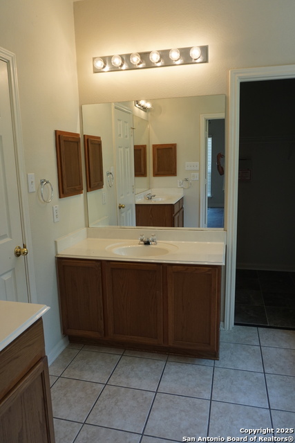 Image 40 of 48 For 8731 Laurel Canyon