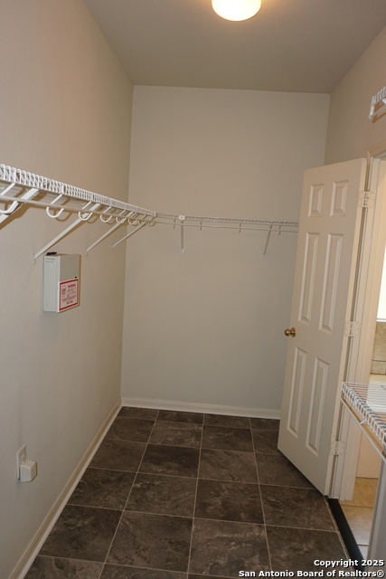 Image 42 of 48 For 8731 Laurel Canyon
