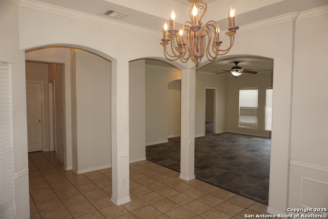 Image 7 of 48 For 8731 Laurel Canyon