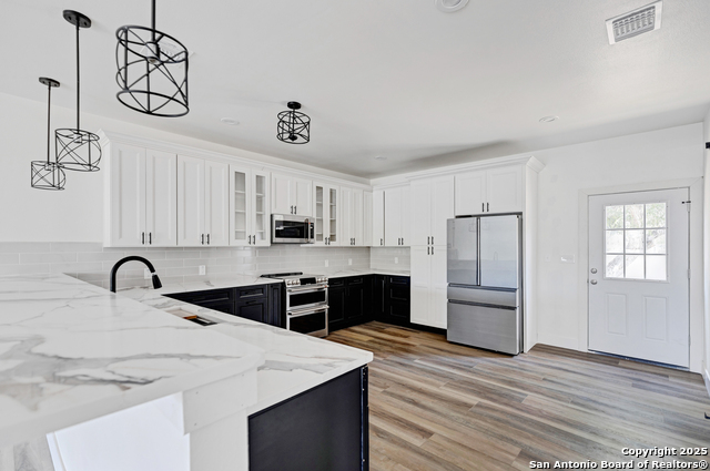 Image 4 of 9 For 4223 Terron Rd  Unit