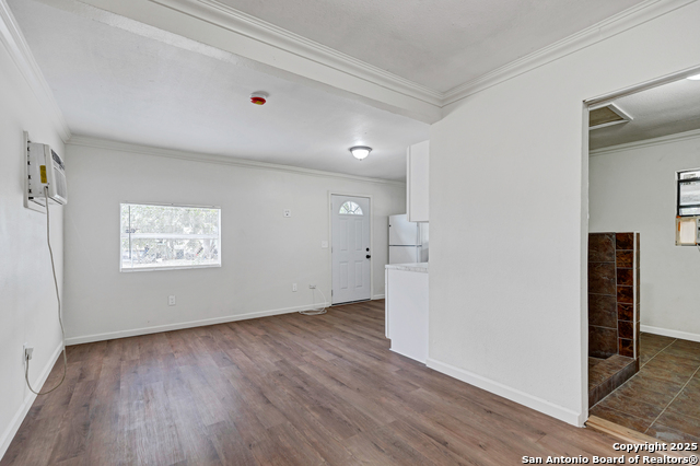 Image 5 of 8 For 4223 Terron Rd  Unit