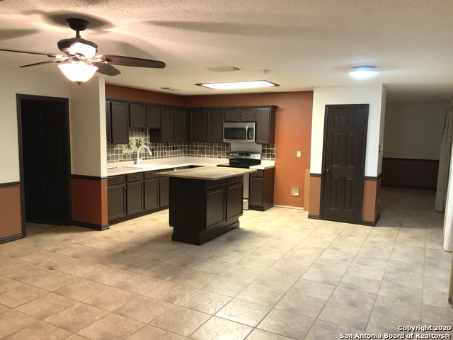 Image 10 of 33 For 5146 Erickson Bluff