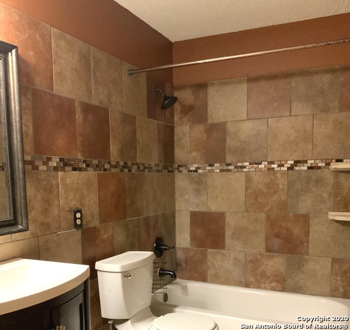 Image 29 of 33 For 5146 Erickson Bluff