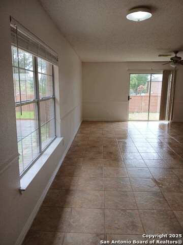 Image 6 of 33 For 5146 Erickson Bluff