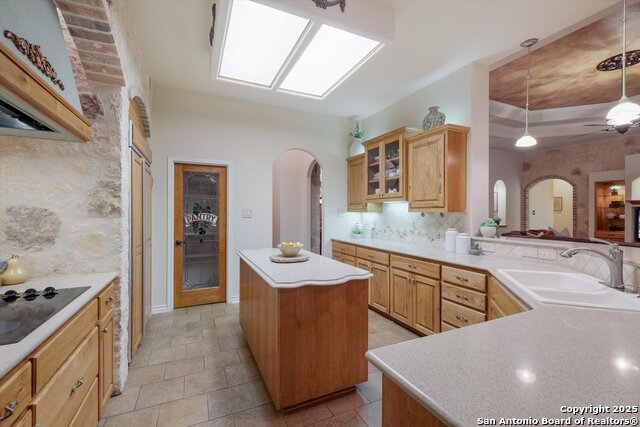Image 14 of 50 For 15271 Chinquapin